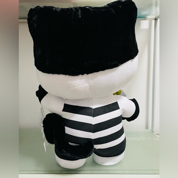 Sanrio Hello Kitty Halloween Cat Burglar Plush Greeter - Picture 2 of 5